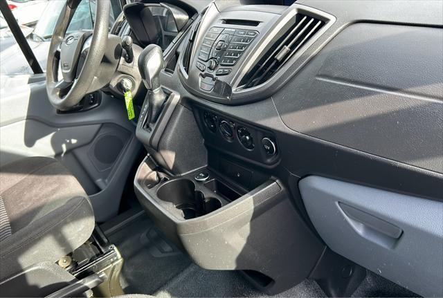 Photo of 2016 Oxford White Ford Transit-250