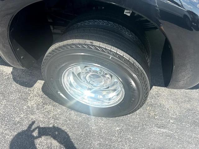 Photo of 2016 Shadow Black Ford F-350