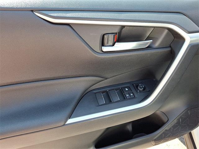 Photo of 2022 0040 Toyota RAV4 Prime