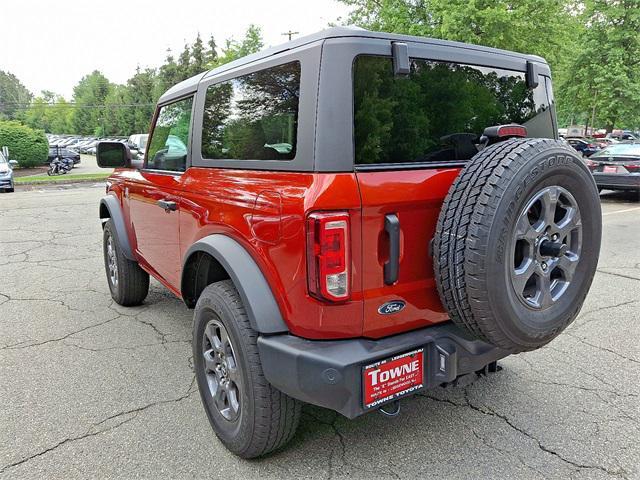 Photo of 2022 Code Orange Ford Bronco