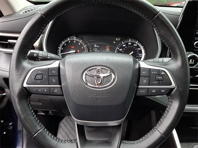 Photo of 2022 08x8 Toyota Highlander
