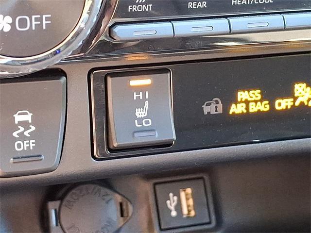 Photo of 2023 08x8 Toyota RAV4 Prime