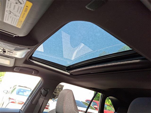 Photo of 2023 08x8 Toyota RAV4 Prime