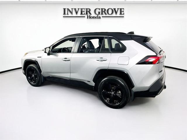 Photo of 2020 Silver Sky Metallic w/Midnight Black Roof Toyota RAV4 Hybrid