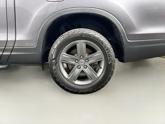 Photo of 2022 Gray Honda Ridgeline