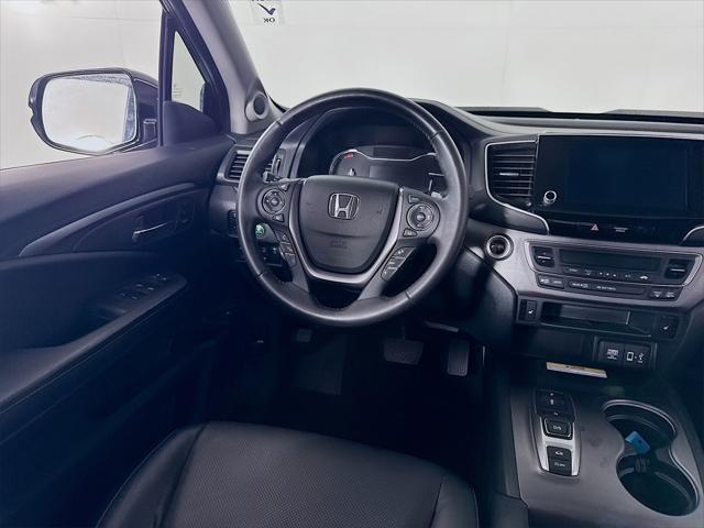 Photo of 2022 Gray Honda Ridgeline