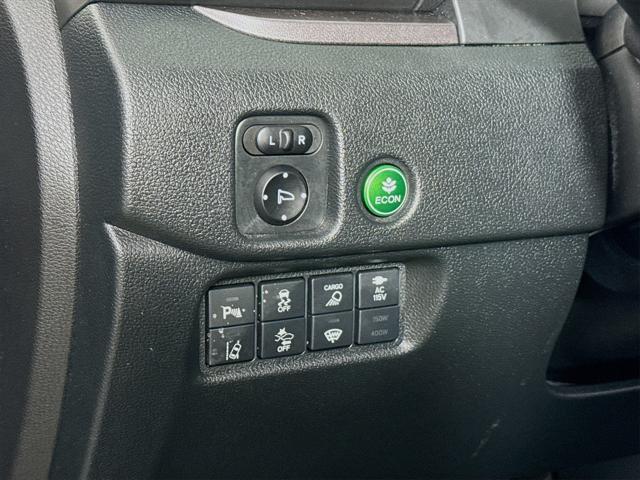 Photo of 2022 Gray Honda Ridgeline