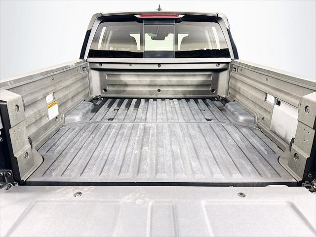 Photo of 2022 CRYSTAL BLACK Honda Ridgeline