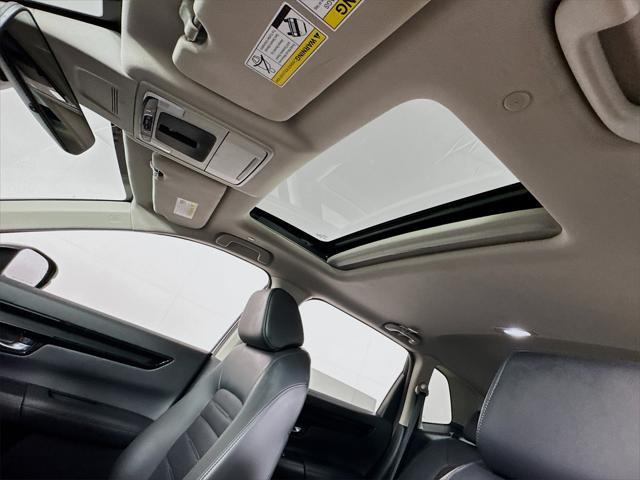 Photo of 2023 sparkle silver metallic Honda CR-V