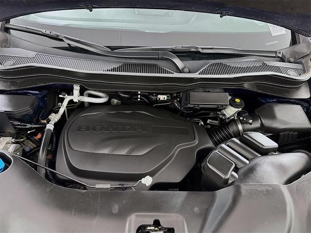 Photo of 2022 Blue Honda Pilot