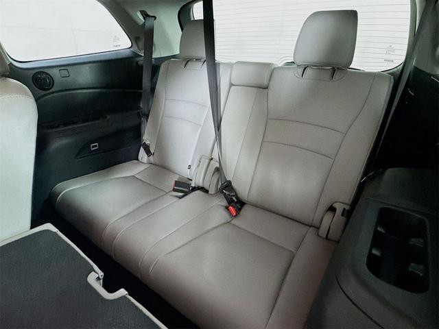 Photo of 2022 Blue Honda Pilot