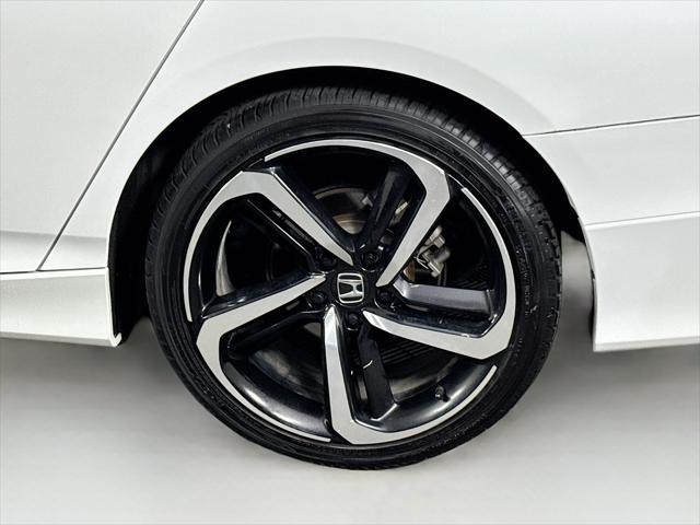 Photo of 2021 White Honda Accord