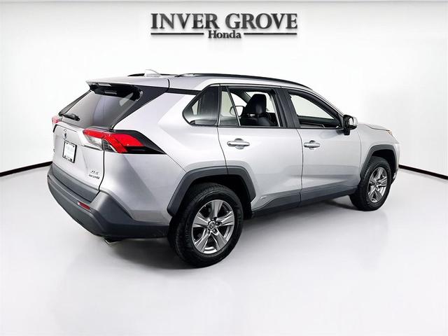 Photo of 2022 Silver Toyota RAV4 Hybrid