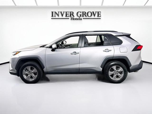 Photo of 2022 Silver Toyota RAV4 Hybrid