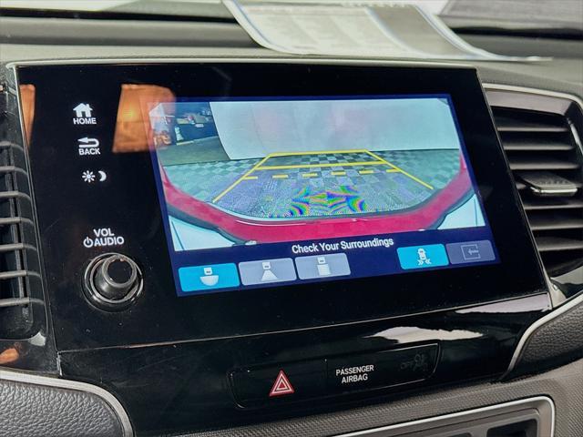 Photo of 2023 Red Honda Passport