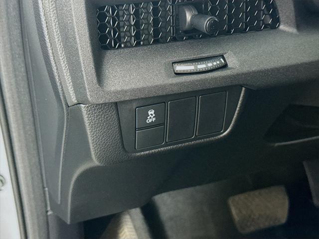 Photo of 2025 URBAN GRAY Honda CR-V