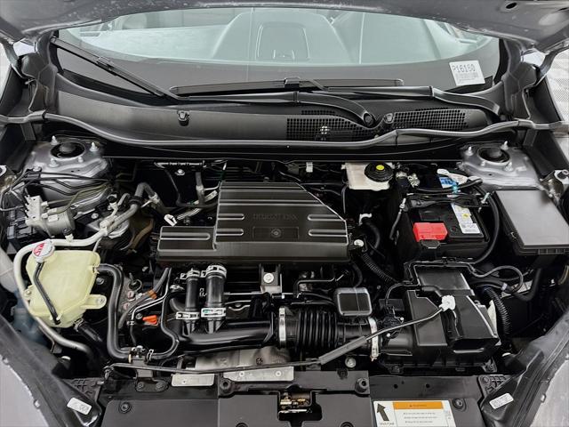 Photo of 2022 LUNAR_SILVER Honda CR-V
