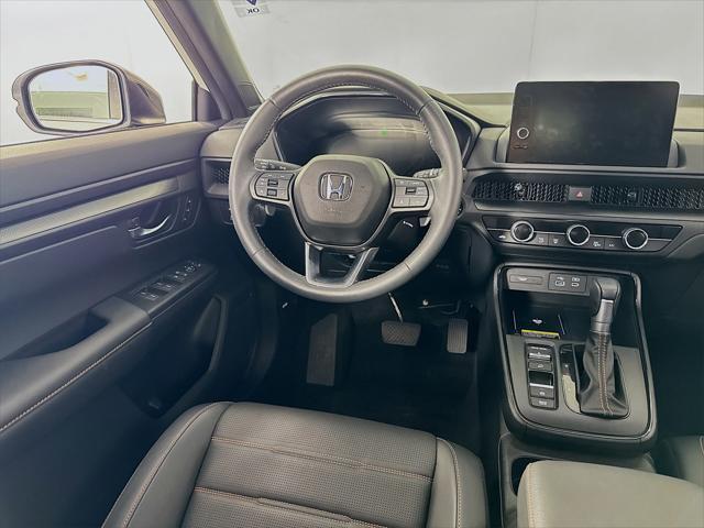 Photo of 2024 White Honda CR-V Hybrid