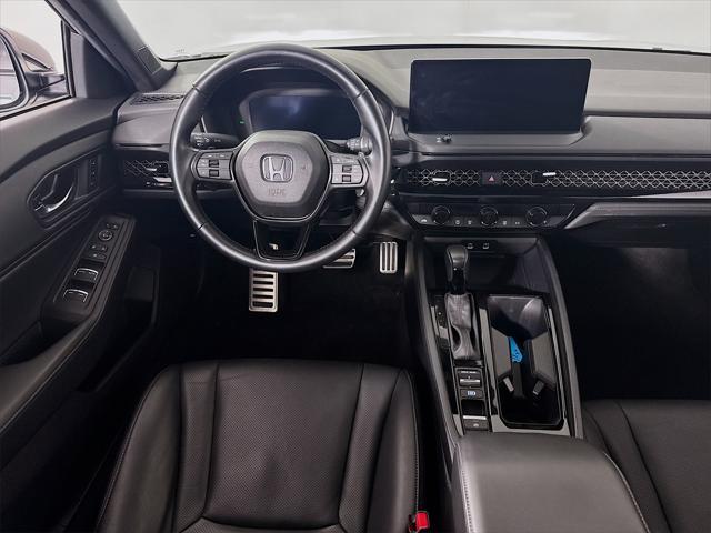 Photo of 2024 Silver Honda Accord Hybrid