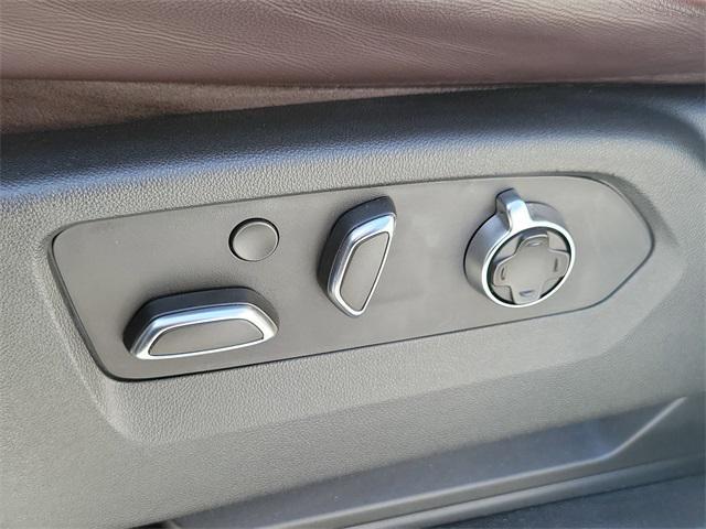 Photo of 2021 Crystal White Tricoat Cadillac Escalade