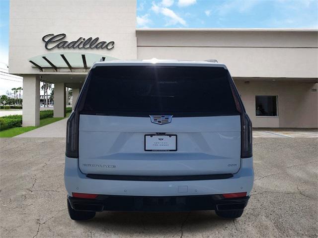 Photo of 2021 Crystal White Tricoat Cadillac Escalade