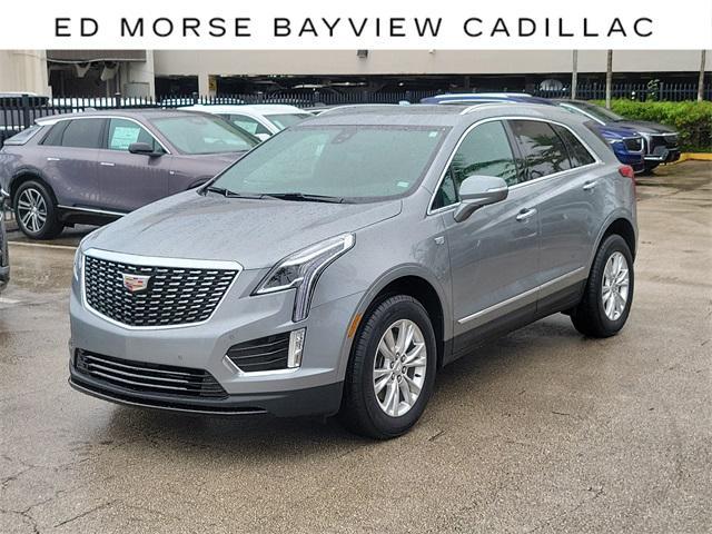 Photo of 2025 Argent Silver Metallic Cadillac XT5