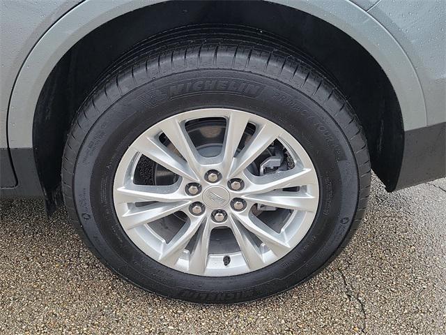 Photo of 2025 Argent Silver Metallic Cadillac XT5