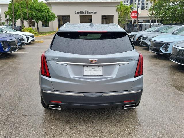 Photo of 2025 Argent Silver Metallic Cadillac XT5