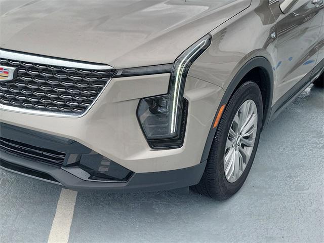 Photo of 2025 Latte Metallic Cadillac XT4