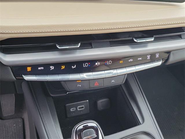 Photo of 2025 Latte Metallic Cadillac XT4