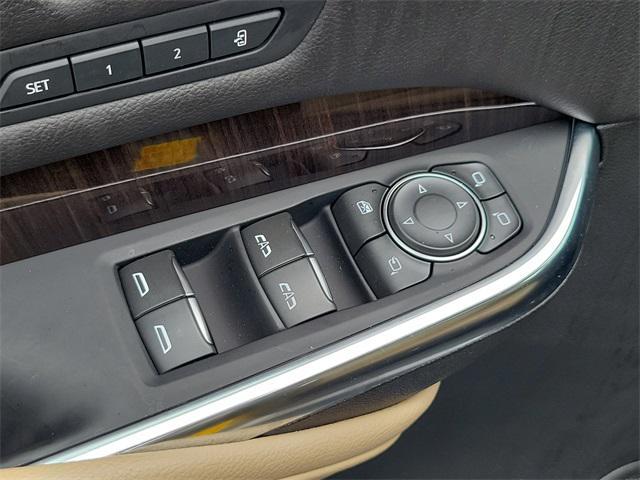 Photo of 2025 Latte Metallic Cadillac XT4