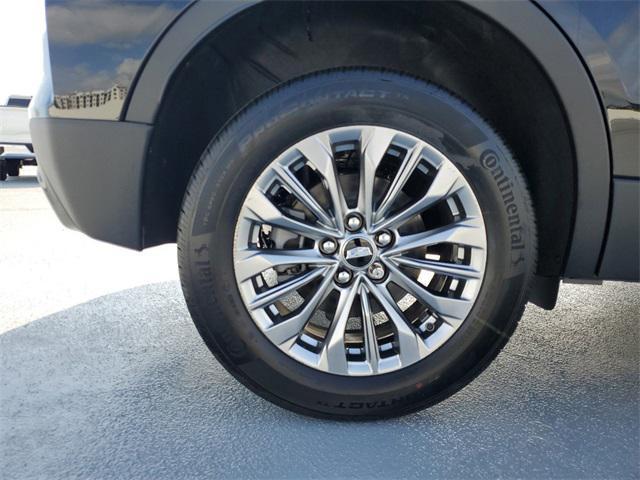 Photo of 2025 Stellar Black Metallic Cadillac XT4