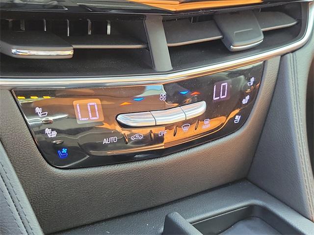 Photo of 2018 Stellar Black Metallic Cadillac CT6