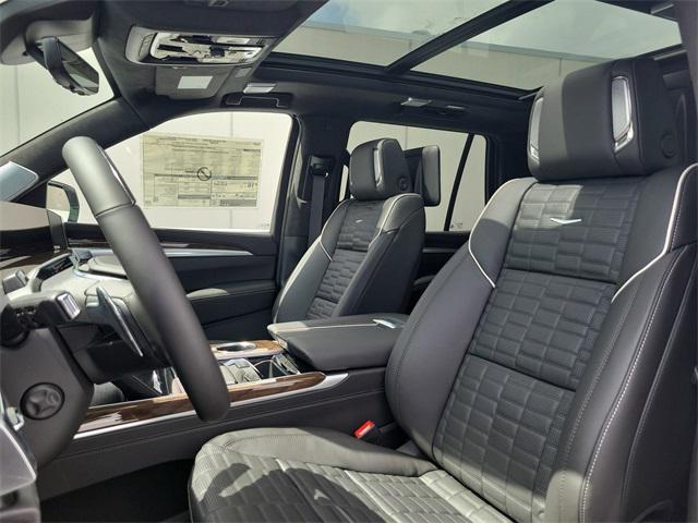 Photo of 2025 Argent Silver Metallic Cadillac Escalade