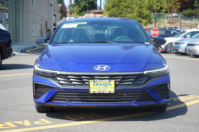 Photo of 2025 Intense Blue Hyundai ELANTRA HEV