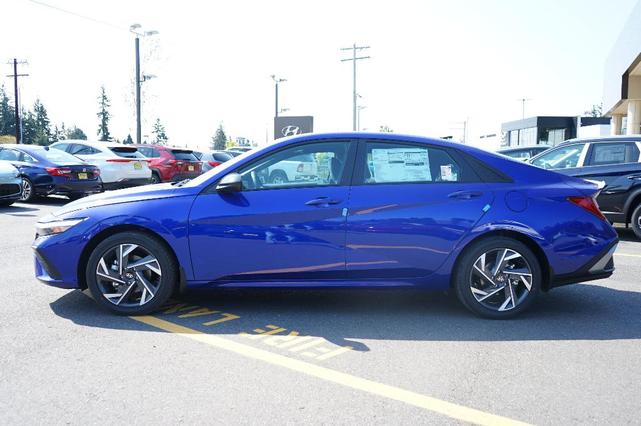 Photo of 2025 Intense Blue Hyundai ELANTRA HEV