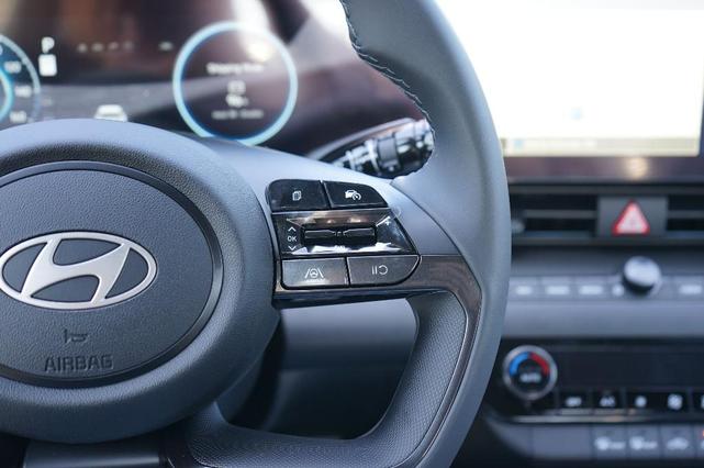 Photo of 2025 Intense Blue Hyundai ELANTRA HEV