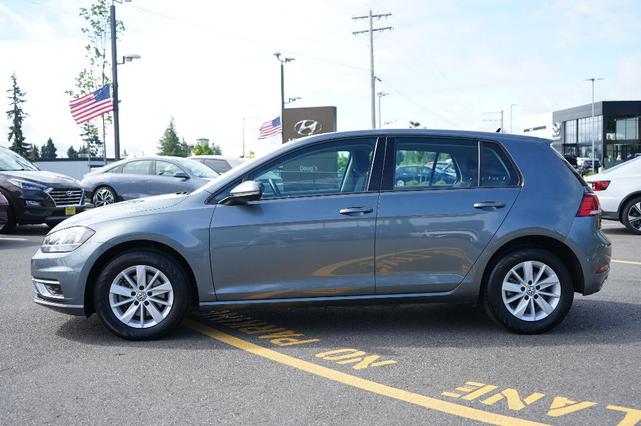 Photo of 2018 Platinum Gray Metallic Volkswagen Golf