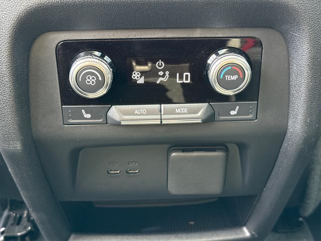 Photo of 2025 Ebony Twilight Metallic GMC Acadia