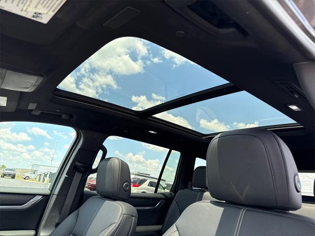 Photo of 2025 Ebony Twilight Metallic GMC Acadia
