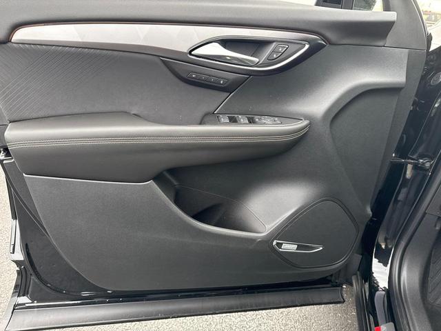 Photo of 2025 Ebony Twilight Metallic Buick Envision