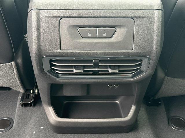 Photo of 2025 Onyx Black GMC Sierra EV