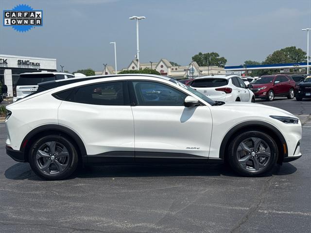 Photo of 2022 White Metallic Ford Mustang Mach-E