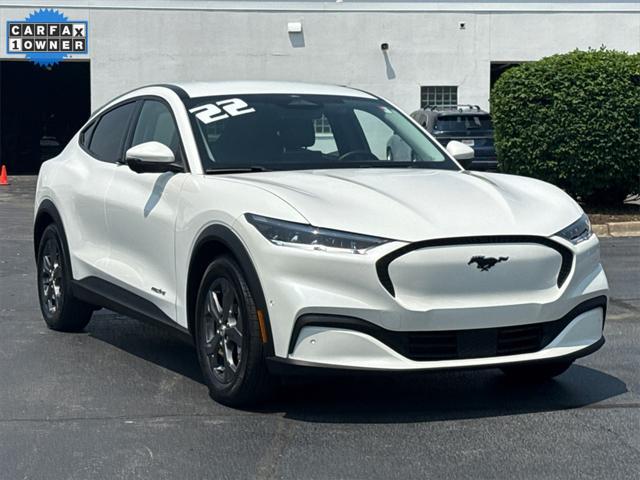 Photo of 2022 White Metallic Ford Mustang Mach-E