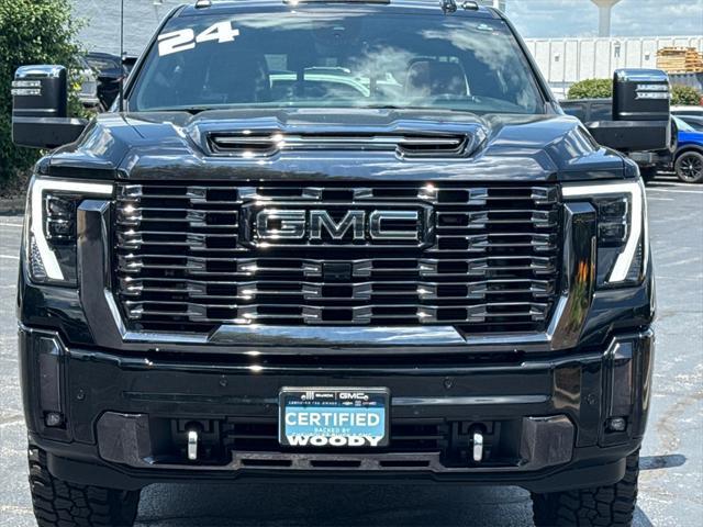 Photo of 2024 Onyx Black GMC Sierra 2500