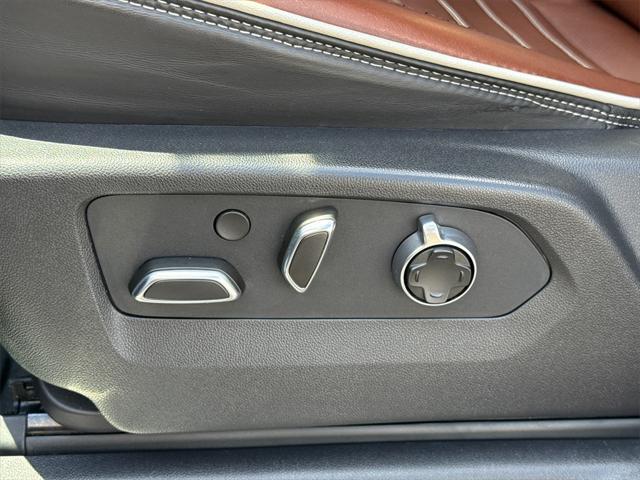 Photo of 2024 Onyx Black GMC Sierra 2500