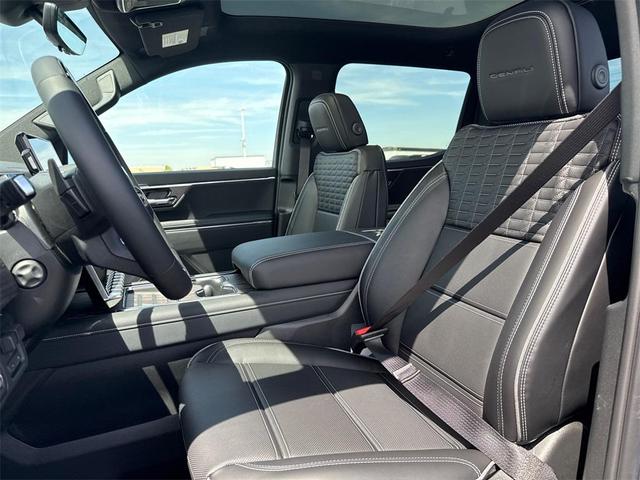 Photo of 2025 Deep Ocean Metallic GMC Sierra EV