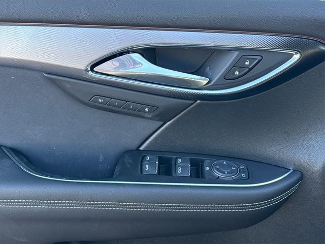Photo of 2025 Ebony Twilight Metallic Buick Envision