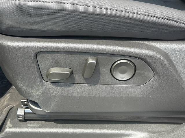 Photo of 2025 Meteorite Metallic (Gray) GMC HUMMER EV SUV