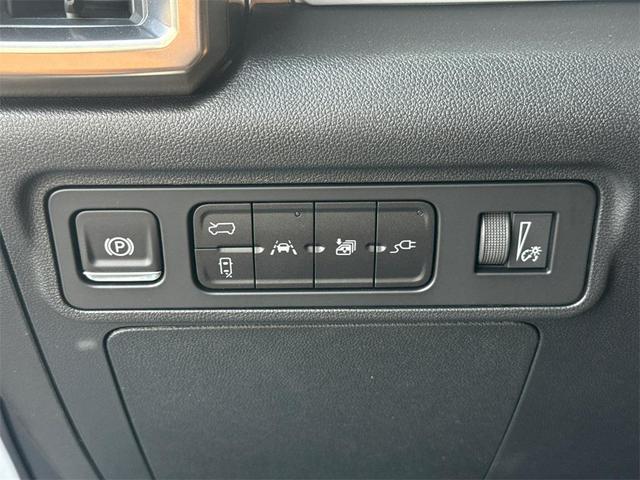 Photo of 2025 Meteorite Metallic (Gray) GMC HUMMER EV SUV